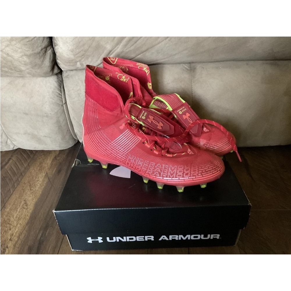 Under Armour, UA Highlight MC Cleats - RED - Men’s Size 8